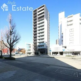 プレサンスレイズ桜山EAST【6階】の外観