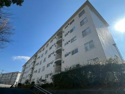 神陵台東住宅49号棟の画像