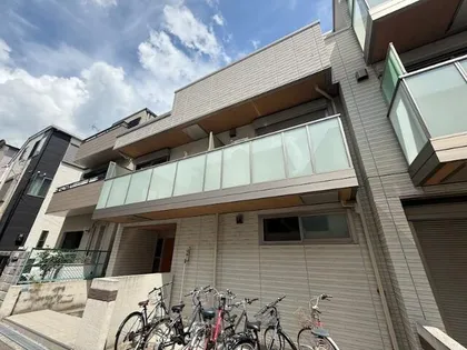 プリュニエ本山の画像