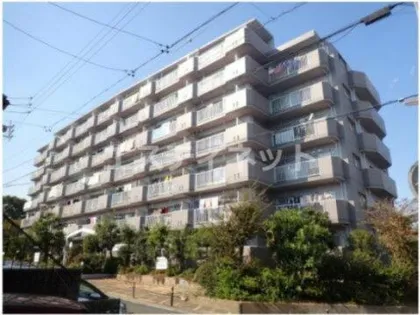 スカイガーデン兜山【4階】の外観