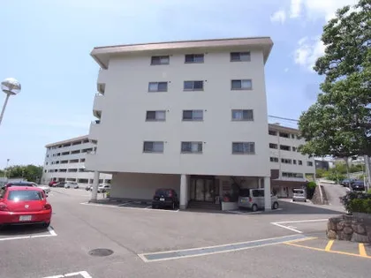 夙川台サンハイツD棟の画像