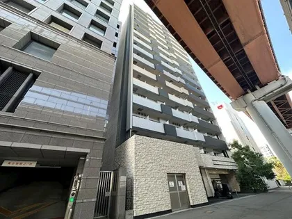 ラヴ神戸三宮【3階】の外観