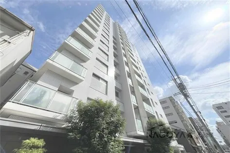 カスタリア伏見【13階】の外観