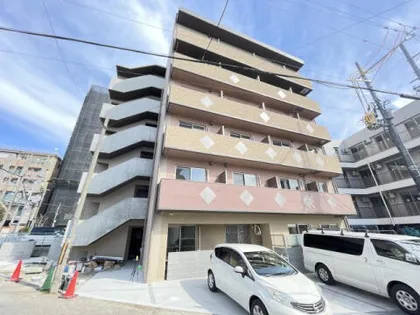 レジーナ逆瀬川【3階】の外観