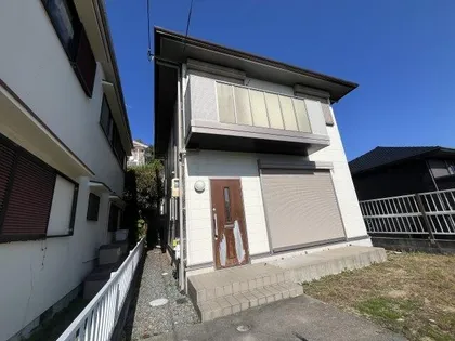 兵庫県宝塚市泉ガ丘【一戸建】の外観