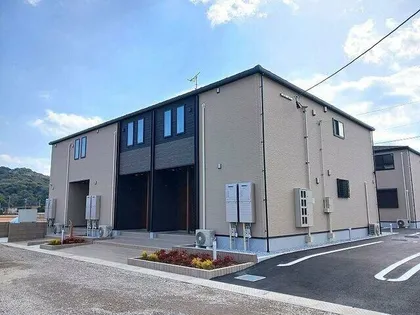 シャンティープレースナゴミの画像