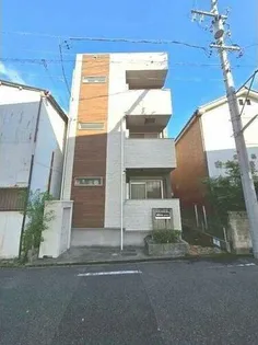 shiva apartment【3階】の外観