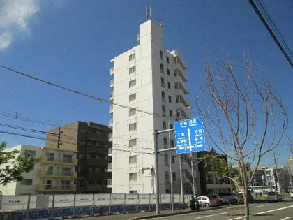 北海道札幌市東区北十七条東1丁目【マンション】の外観