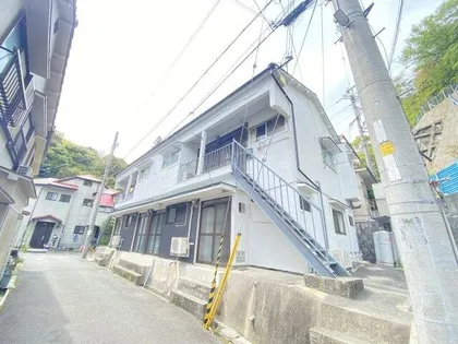 シャレー山本の画像