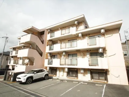 ロイヤルコート上池田【102号室】の外観