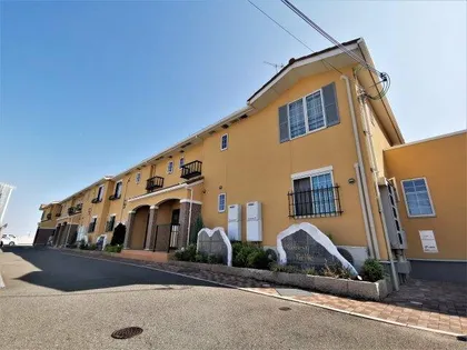 大阪府堺市東区高松【アパート】の外観