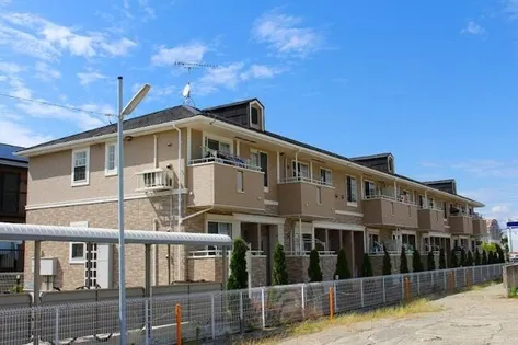 アロッジオ【1階】の外観