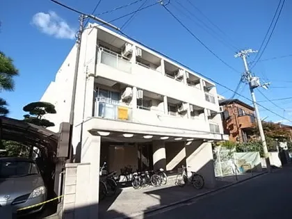 レジーナ西宮北口【302号室】の外観