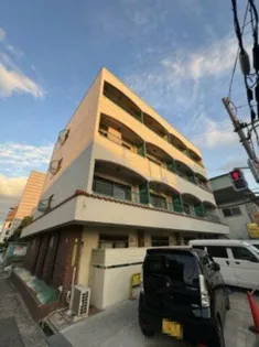 シャトレ【2階】の外観