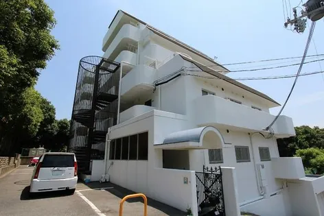 兵庫県神戸市須磨区大手字稲荷尾【マンション】の外観