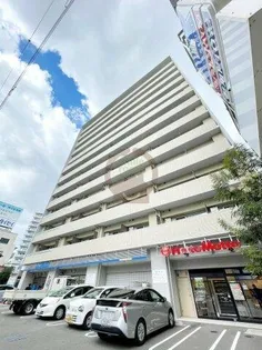 W O B KYOBASHIの画像