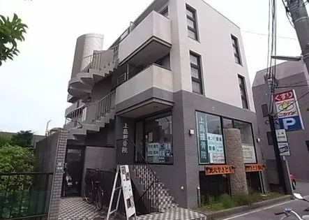 クァトルセゾン甲東園【3階】の外観