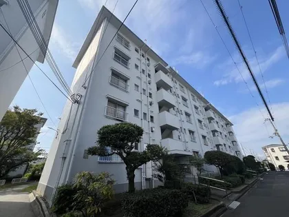 公団平田住宅17号棟の画像