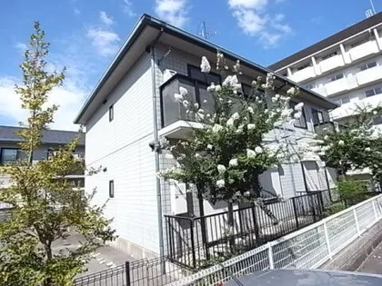 ラークヒルズ弐番館【105号室】の外観