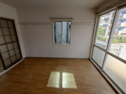 東灘ハイツ【203号室】の居間