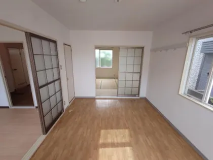 東灘ハイツ【203号室】の居間