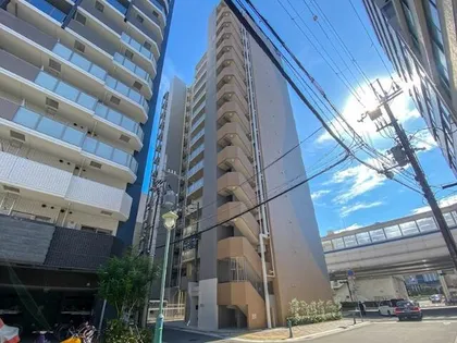 セレニテ神戸元町プリエ【11階】の外観