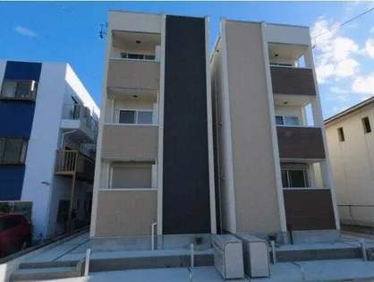 プランドール鳴海【2階】の外観