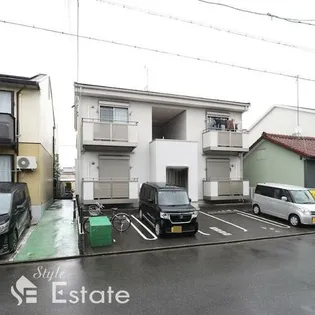 フラワーヴィレッジ【2階】の外観