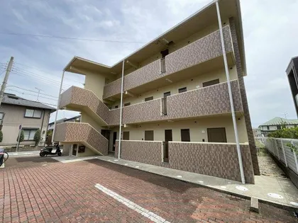 ラ・ルミエール【3階】の外観