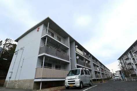 上高丸厚生年金住宅2号棟の画像