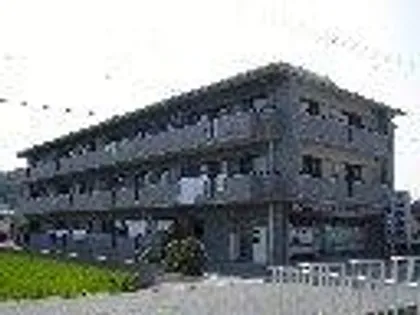 ロイヤルメゾン草上の画像