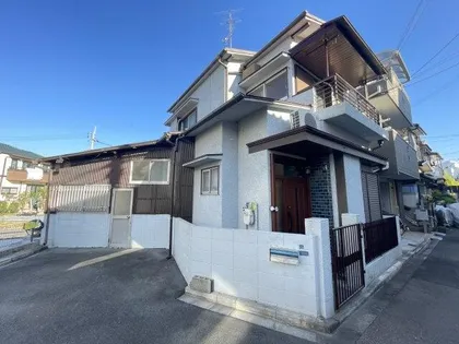 兵庫県宝塚市安倉南4丁目【一戸建】の外観