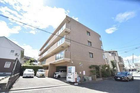 ラ シーム フルール石津の画像