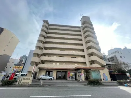 ヒルトップハウス【2階】の外観