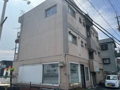 北山マンション【2F号室】の外観