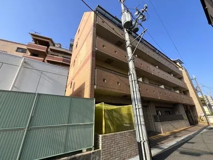 ルーエハイム千里丘【1階】の外観