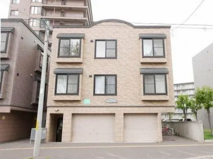 ポプライン南麻生【1階】の外観