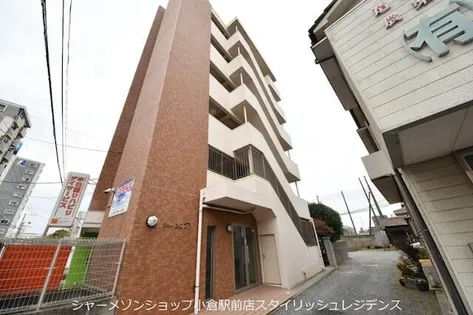 ジョイ北方【4階】の外観