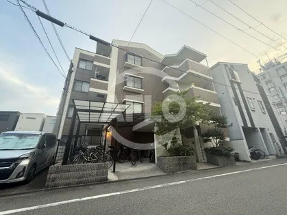 万代東マンション【3階】の外観