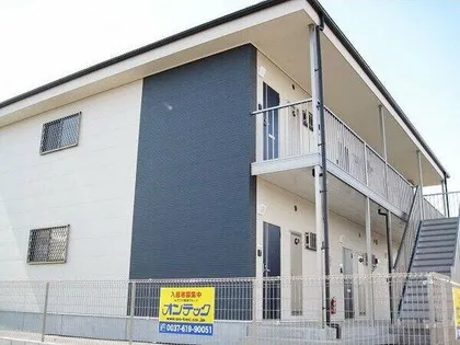 アメージングB棟【1階】の外観