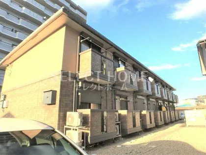 Central pillar【1階】の外観