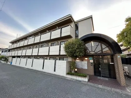 ドムール若山【1階】の外観