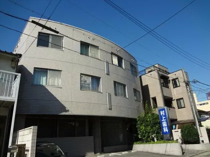 メゾン村上【2階】の外観