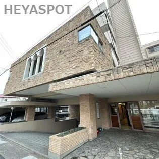 メゾンサンシャイン【3階】の外観