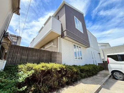 シャーメゾンからたちの画像