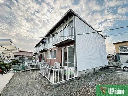 グリーンコーポB棟【1階】の外観