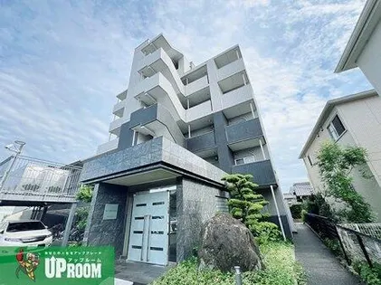 Kz SQUARE【3階】の外観