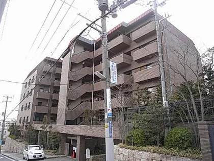 ヒューマンズ・ウェル宝塚【3階】の外観