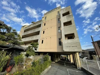 COURT HOUSEの画像