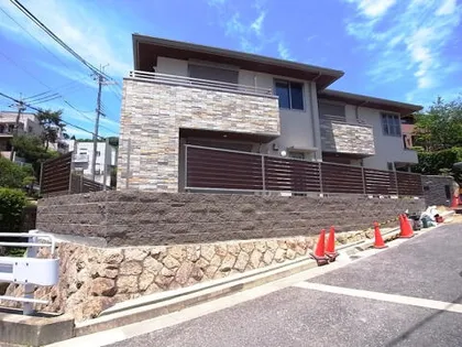 兵庫県西宮市甲陽園西山町【テラスハウス】の外観